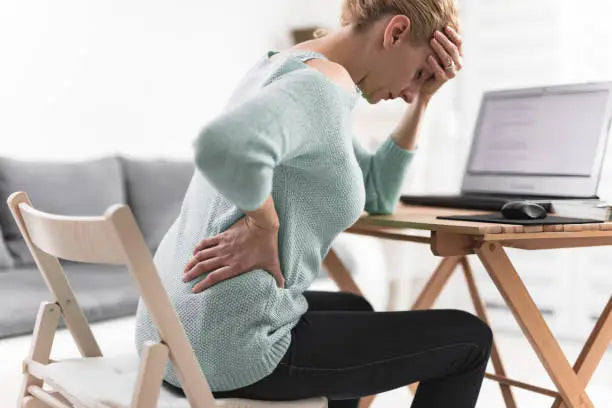 Douleur hanche en position assise