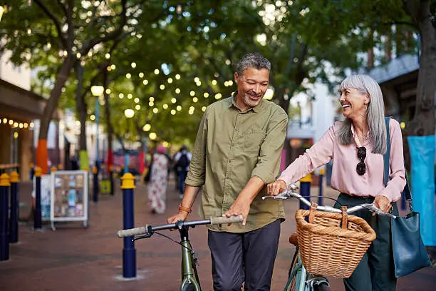 Retraite active : lutter contre la sédentarité après 60 ans